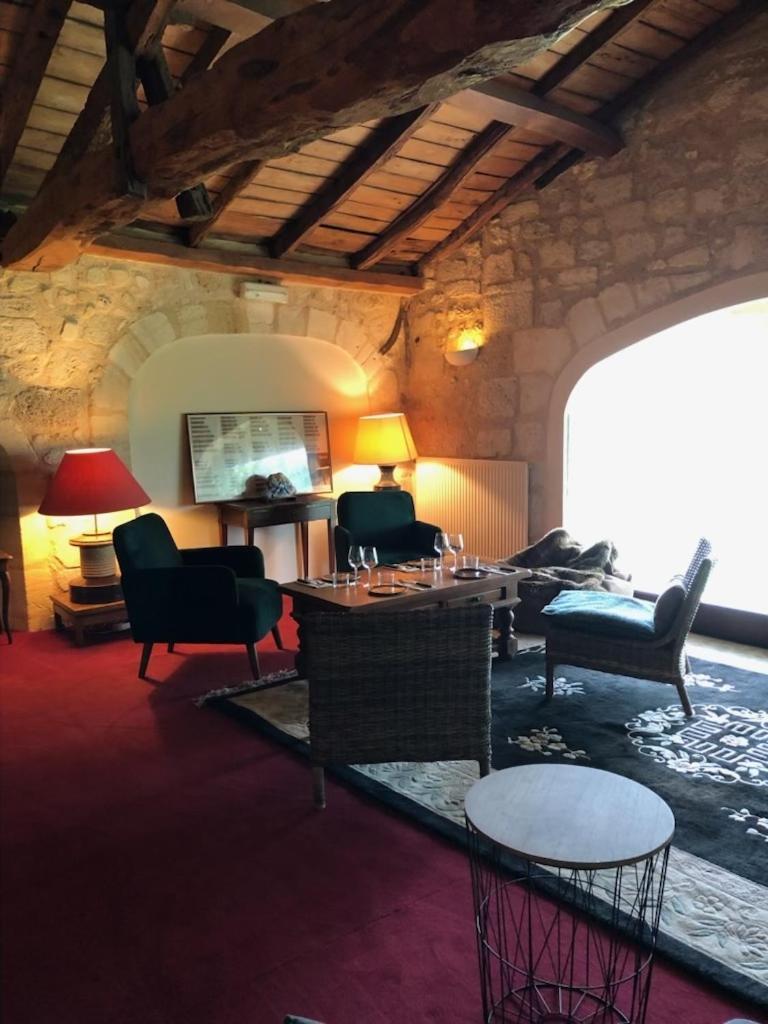 Chateau De La Vieille Chapelle Lugon et l'Ile du Carney Ngoại thất bức ảnh