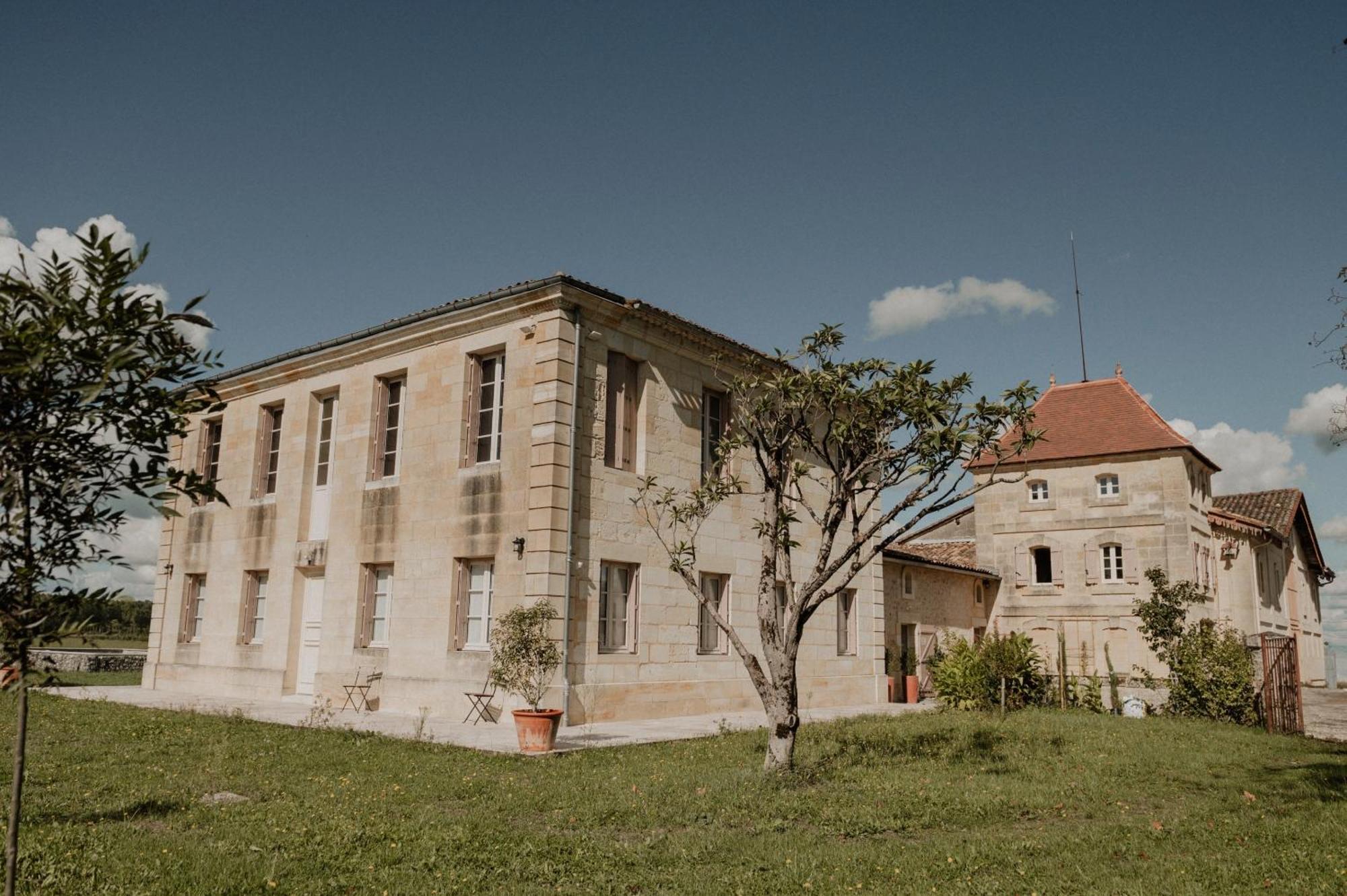 Chateau De La Vieille Chapelle Lugon et l'Ile du Carney Ngoại thất bức ảnh