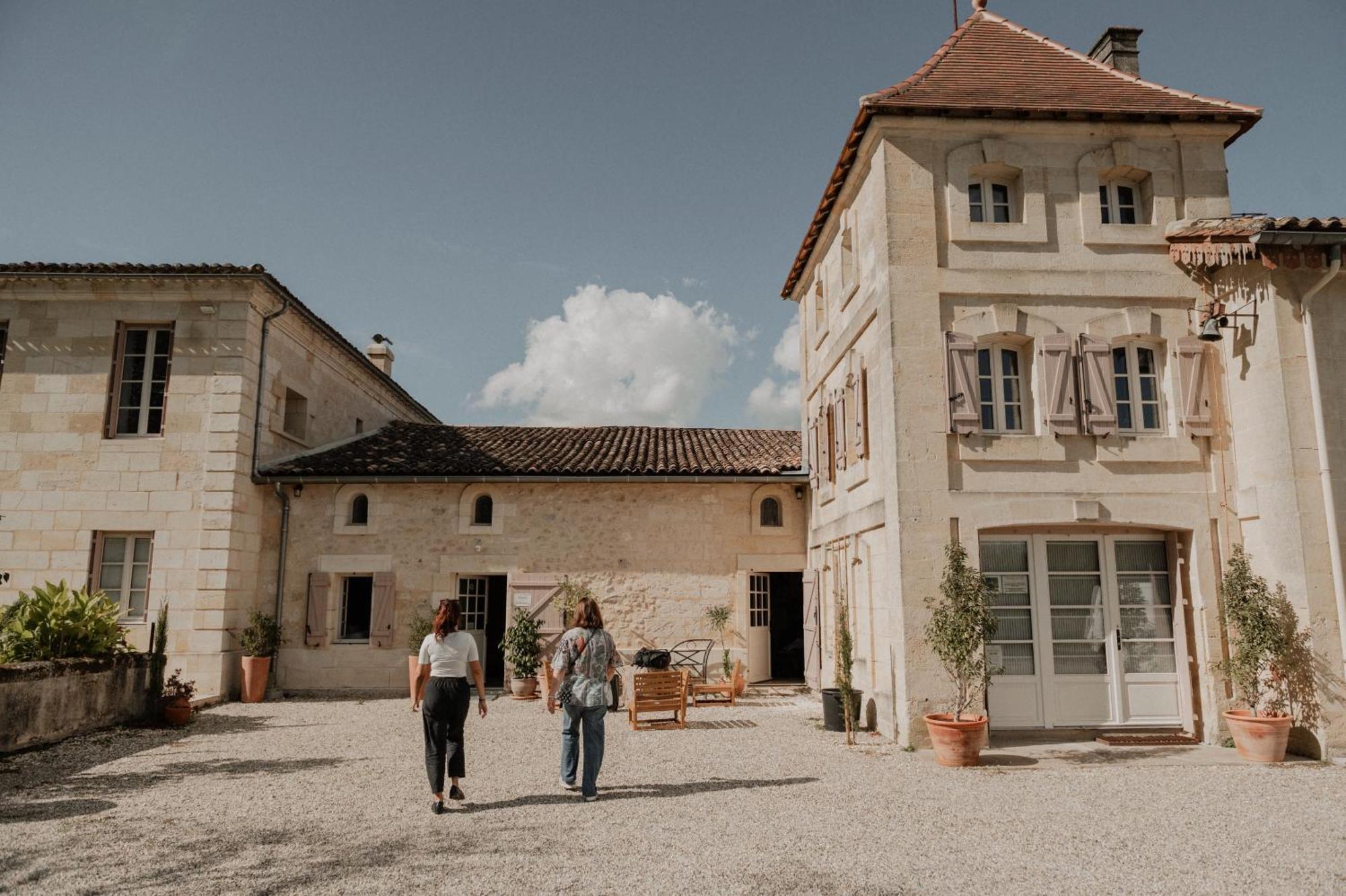 Chateau De La Vieille Chapelle Lugon et l'Ile du Carney Ngoại thất bức ảnh